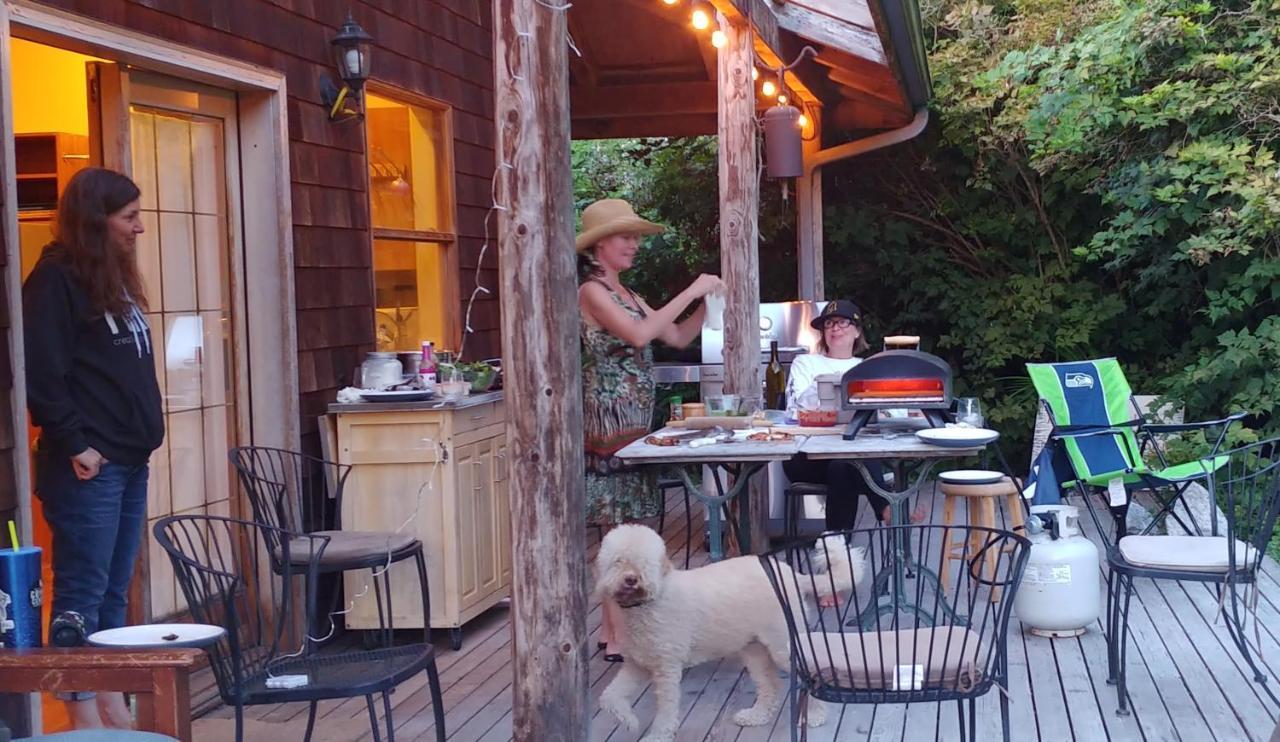 Отель Nettles Farm Lummi Island Экстерьер фото